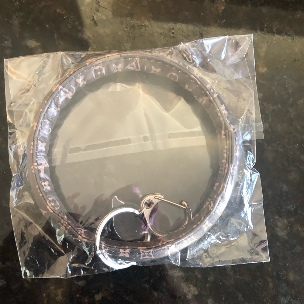 Wrist key ring